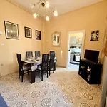 La Magnolia / Del Ducato *